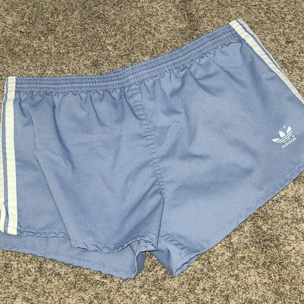 Vintage addidas short shorts